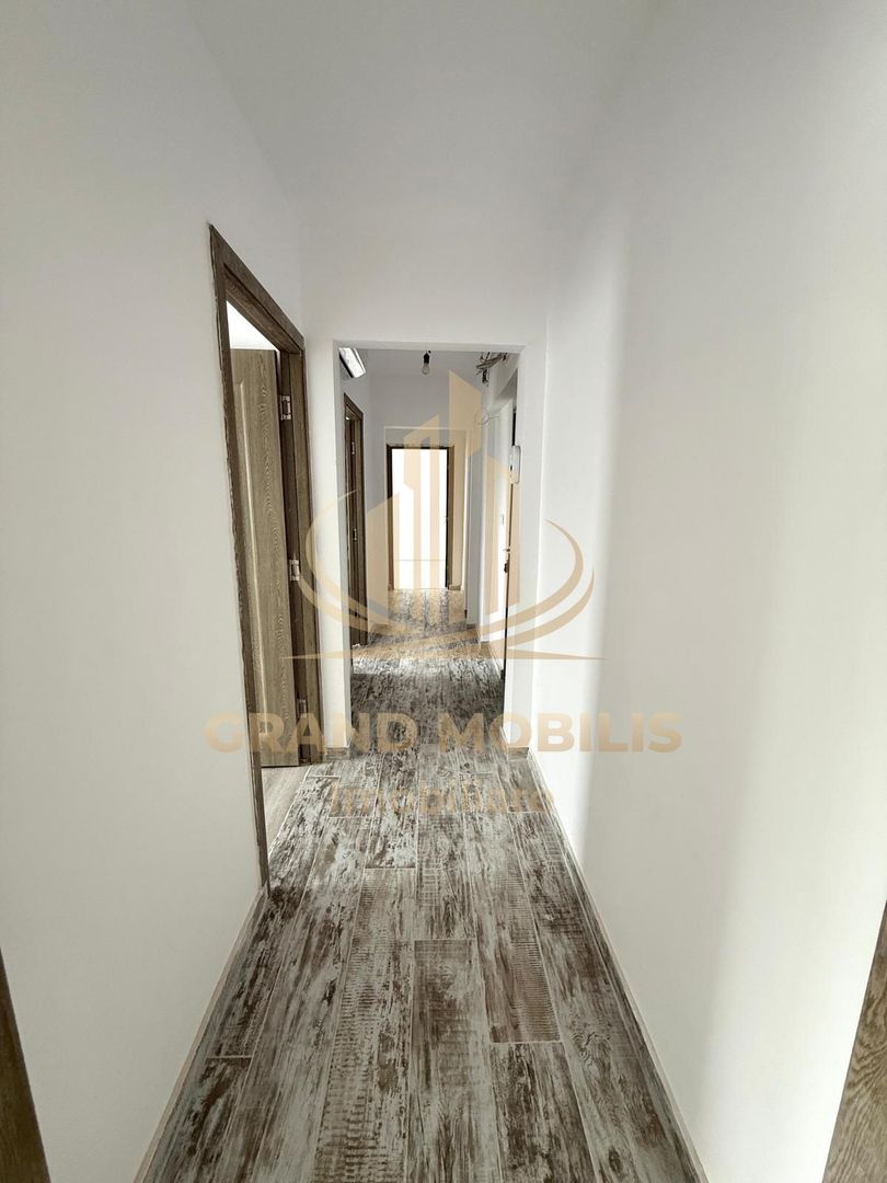 Apartament modern 3 camere, 2 băi, balcon și boxă – Zona Șagului - imaginea 4