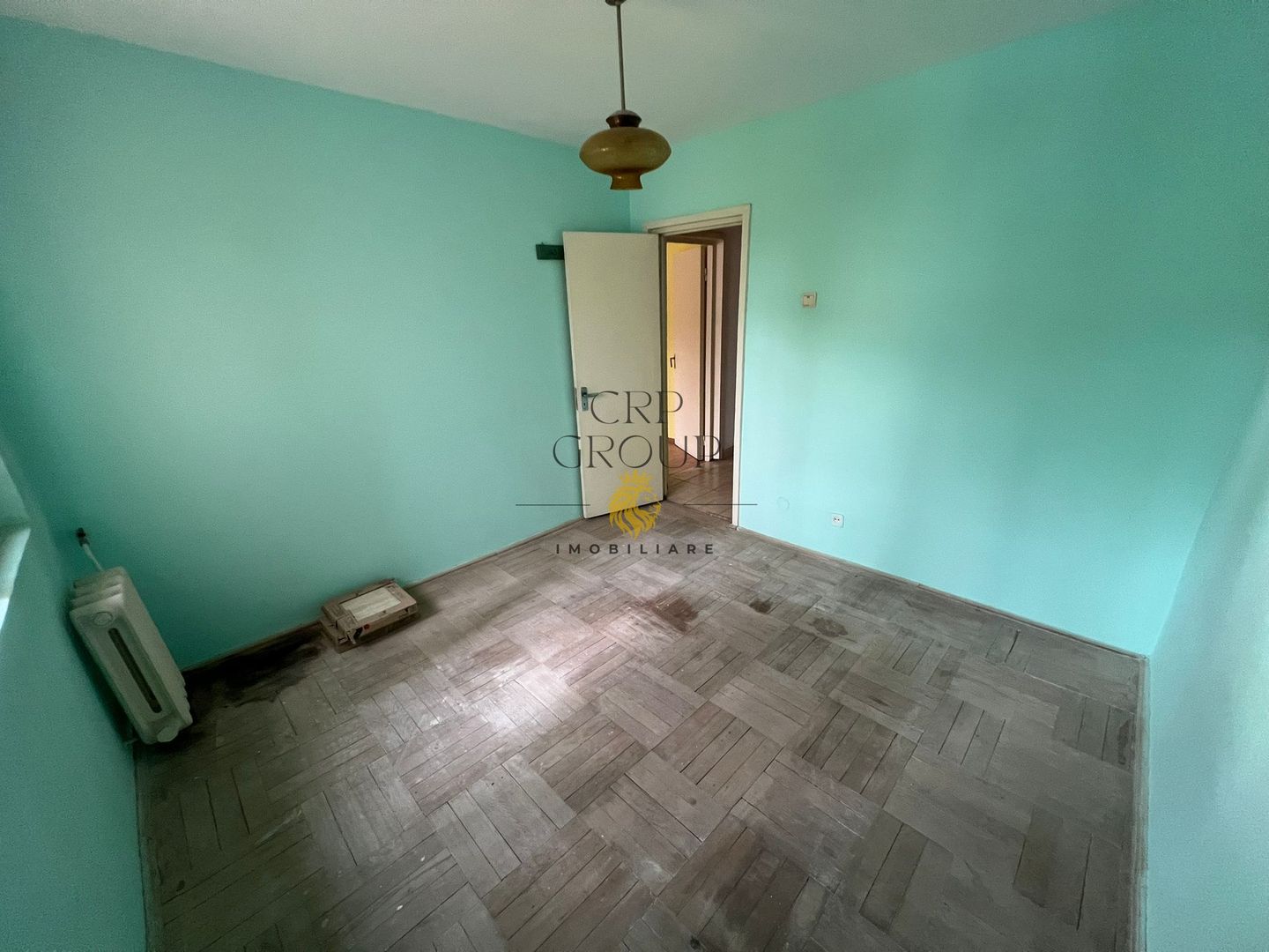 Apartament 4 camere, etaj 1/4, zona Mausoleul Eroilor - Sud - imaginea 6