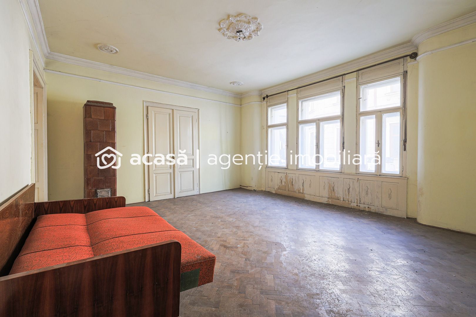 Imagine 1 - Proiect de clinică sau birouri în centru – casă cu demisol, de renovat