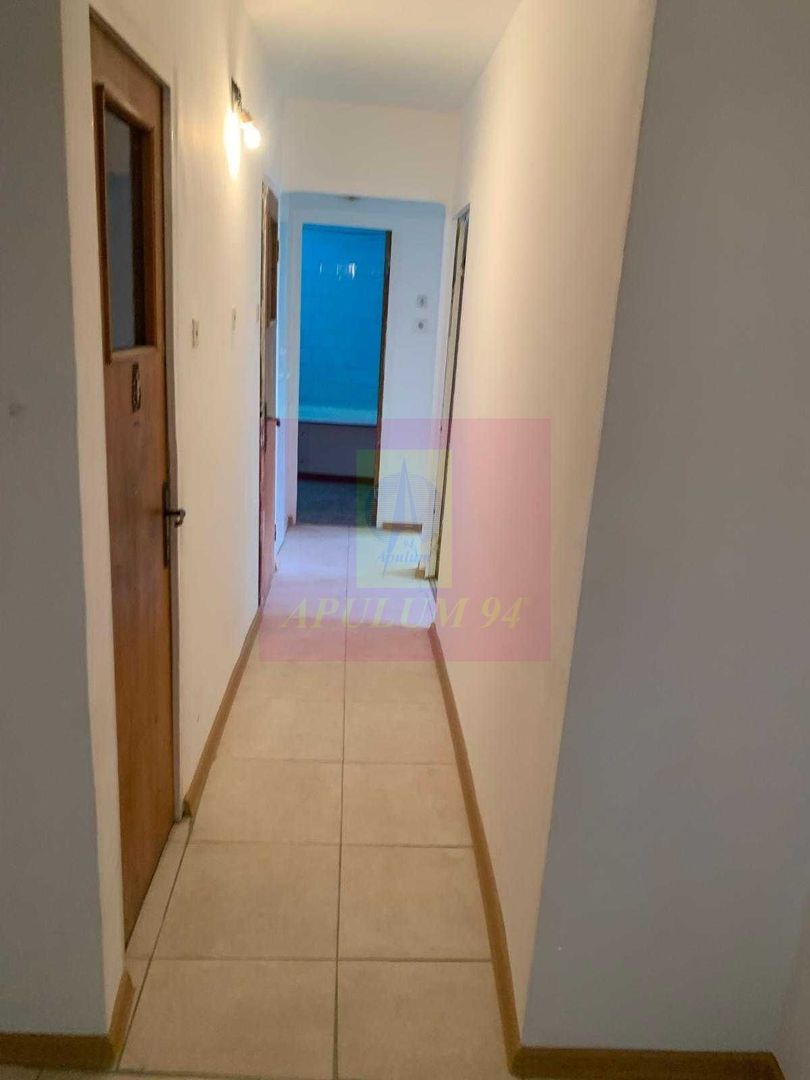 Apartament Vitan 3 Camere, aproape de metrou - imaginea 7