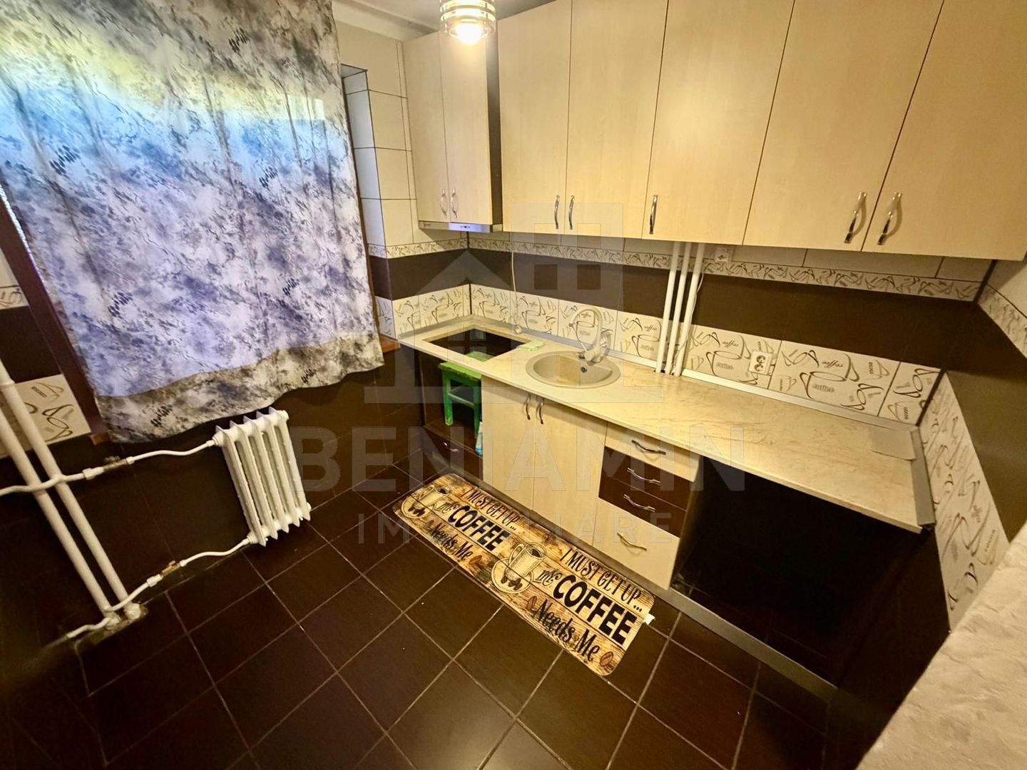 3 camere semidecomandat - Billa - etaj 1 - renovat -teava gaze - imaginea 6