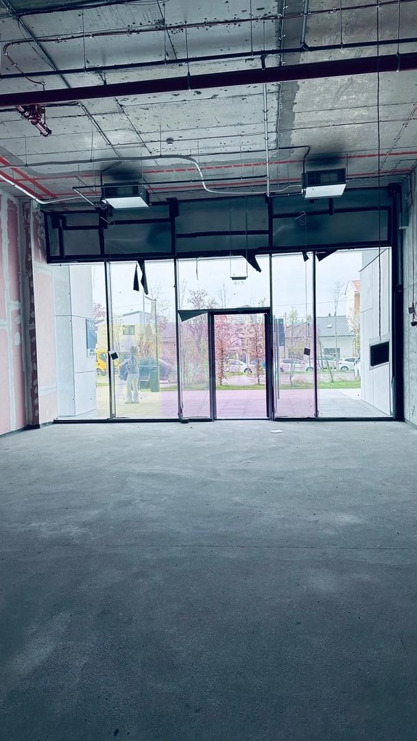 Spatiu comercial imobil nou Sebastian- Razoare.