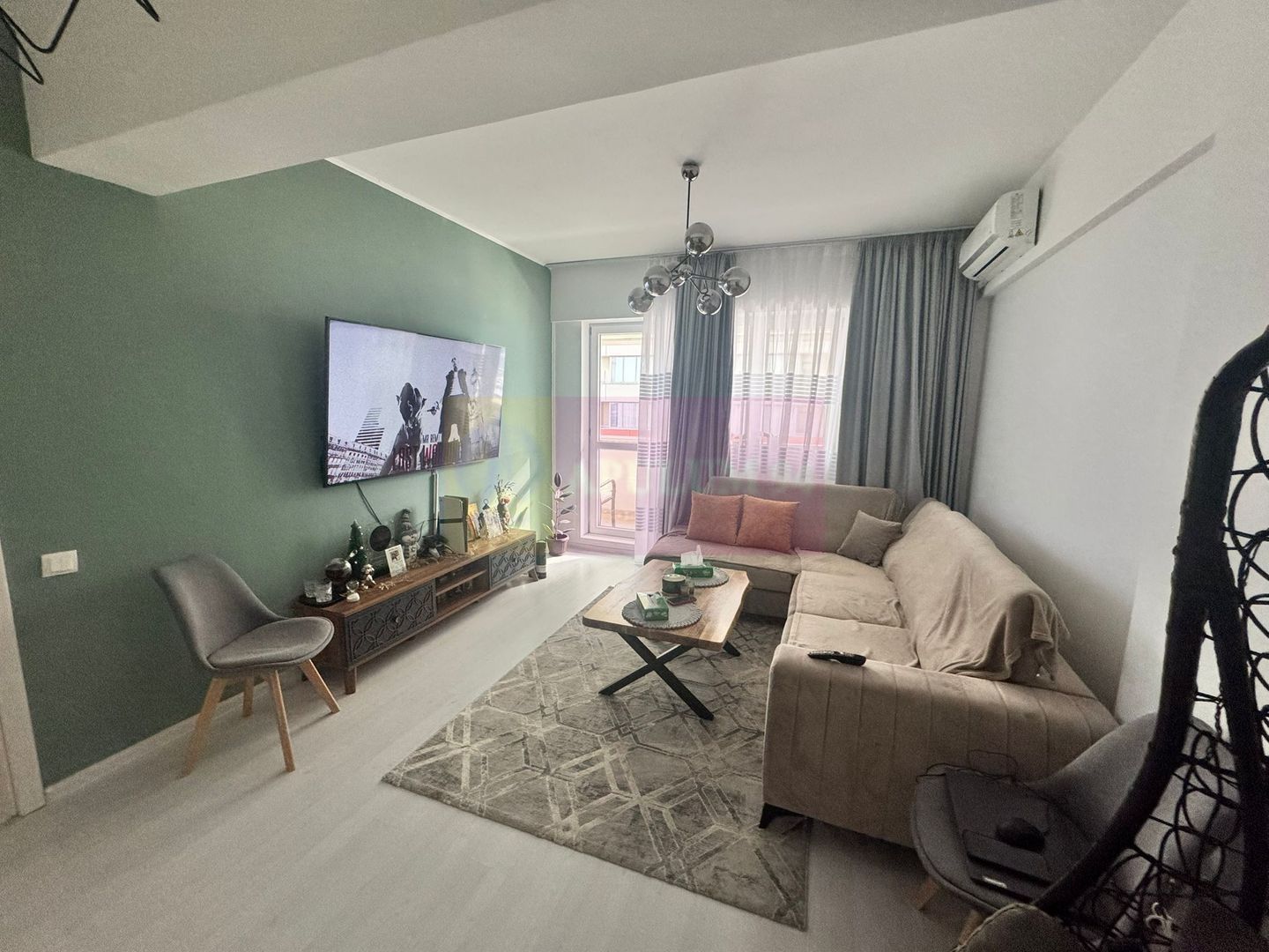 Apartament 3 camere 77mp Metrou Aparatorii Patriei