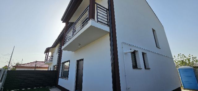 Cernica Balaceanca casa cuplata 4 camere de vanzare - imaginea 3
