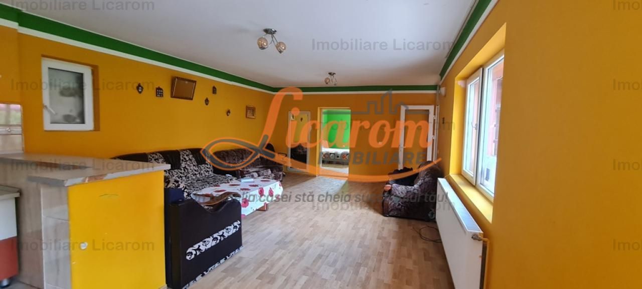 Casa individuala cu 2 apartamente, 6 camere,teren 403 mp,ASTRA. - imaginea 15