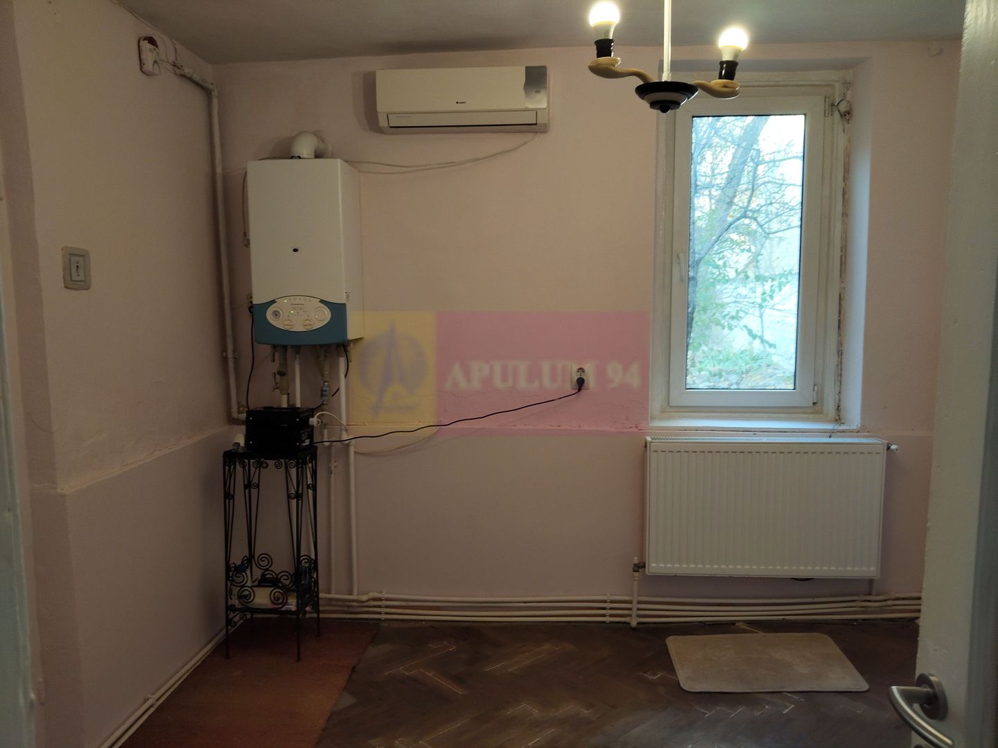 Casa în Ultracentralul Bucureștiului la preț mic (casă mică)