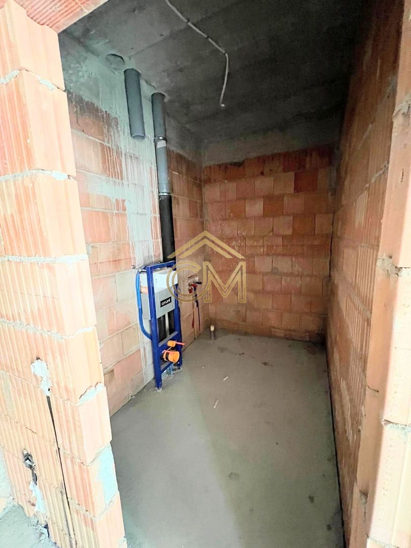 Apartament 1 Camera-Etaj 1-Balcon-Parcare-37MPU - imaginea 5