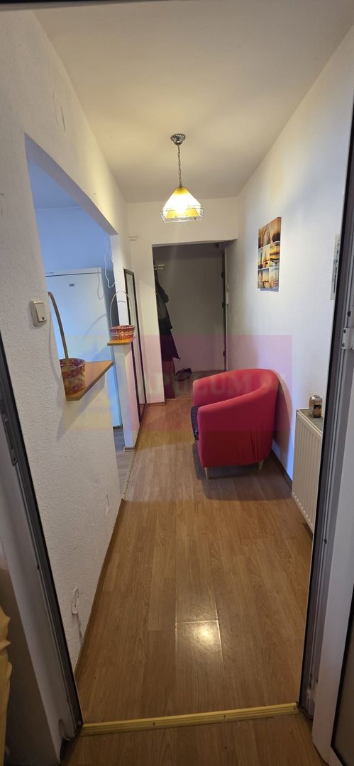 Apartamanet 2 camere de vanzare in Campina