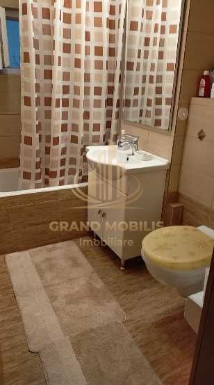 Proprietar vand apartament cu 2 camere - imaginea 6