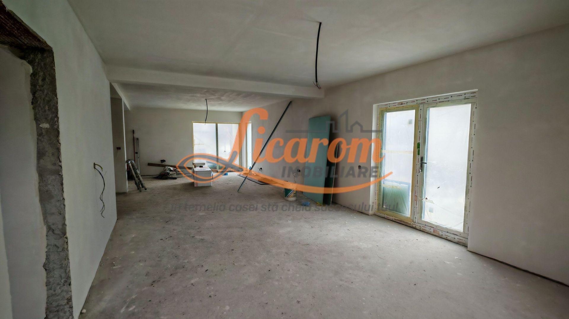 Vila LUX Parter+Etaj(stil mediteranean) in Sanpetru Calea Harmanului - imaginea 13
