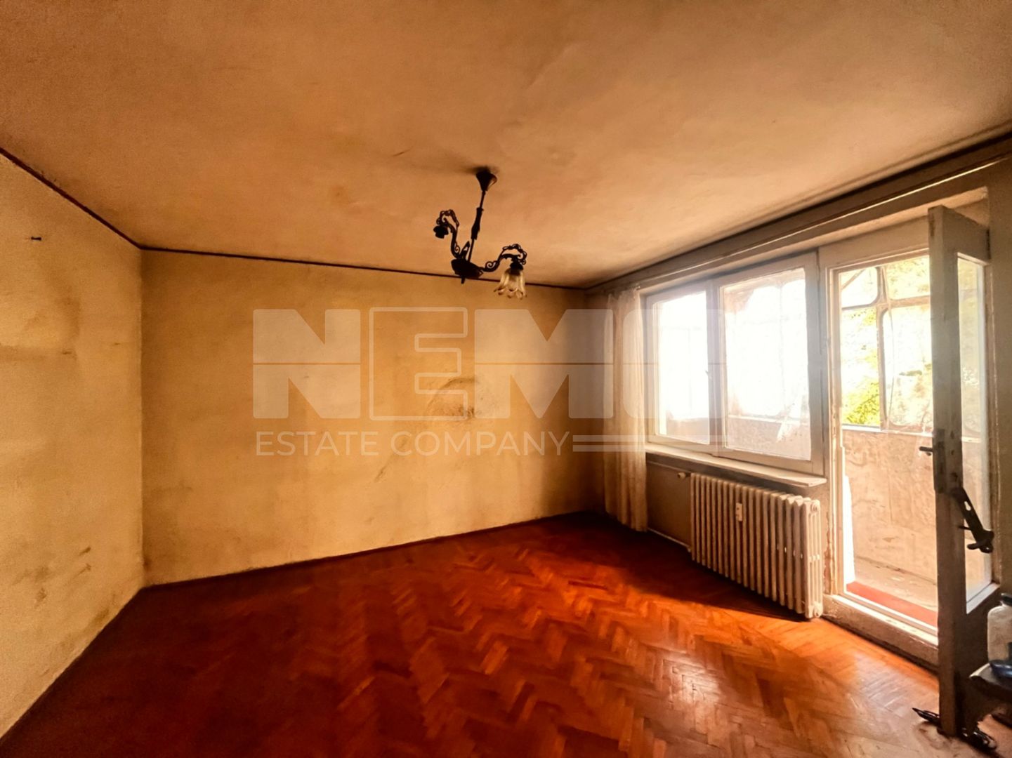 Apartament cu 2 Camere  de Vânzare Suceava/Zona Bucovina |78.000E