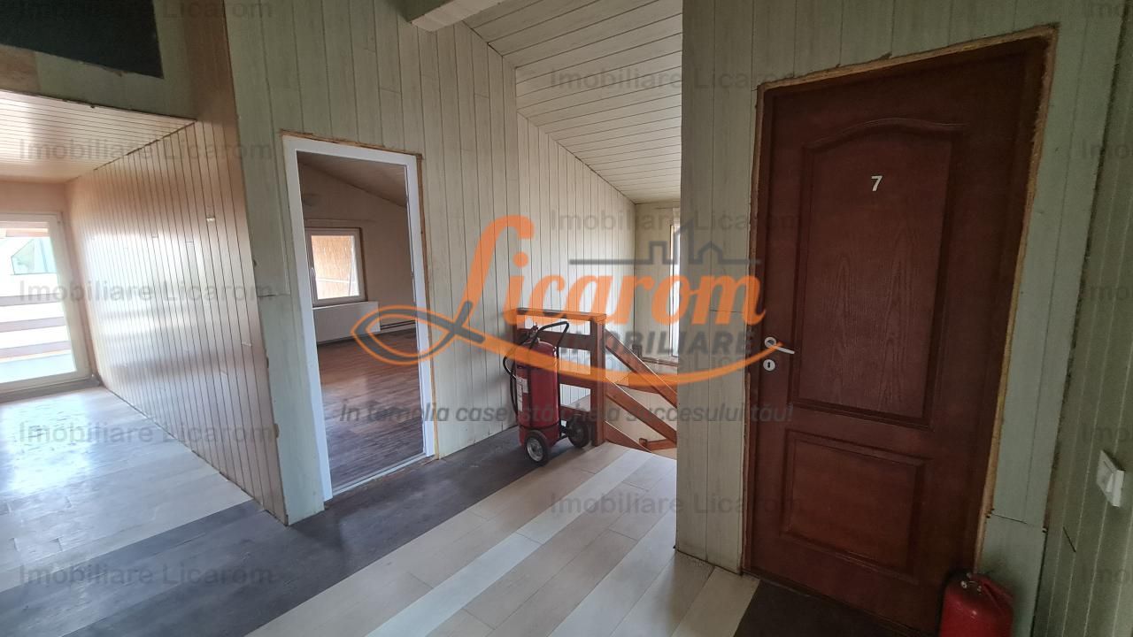 Proprietate in Cristian cu trei constructii+o fundatie,450000euro - imaginea 41