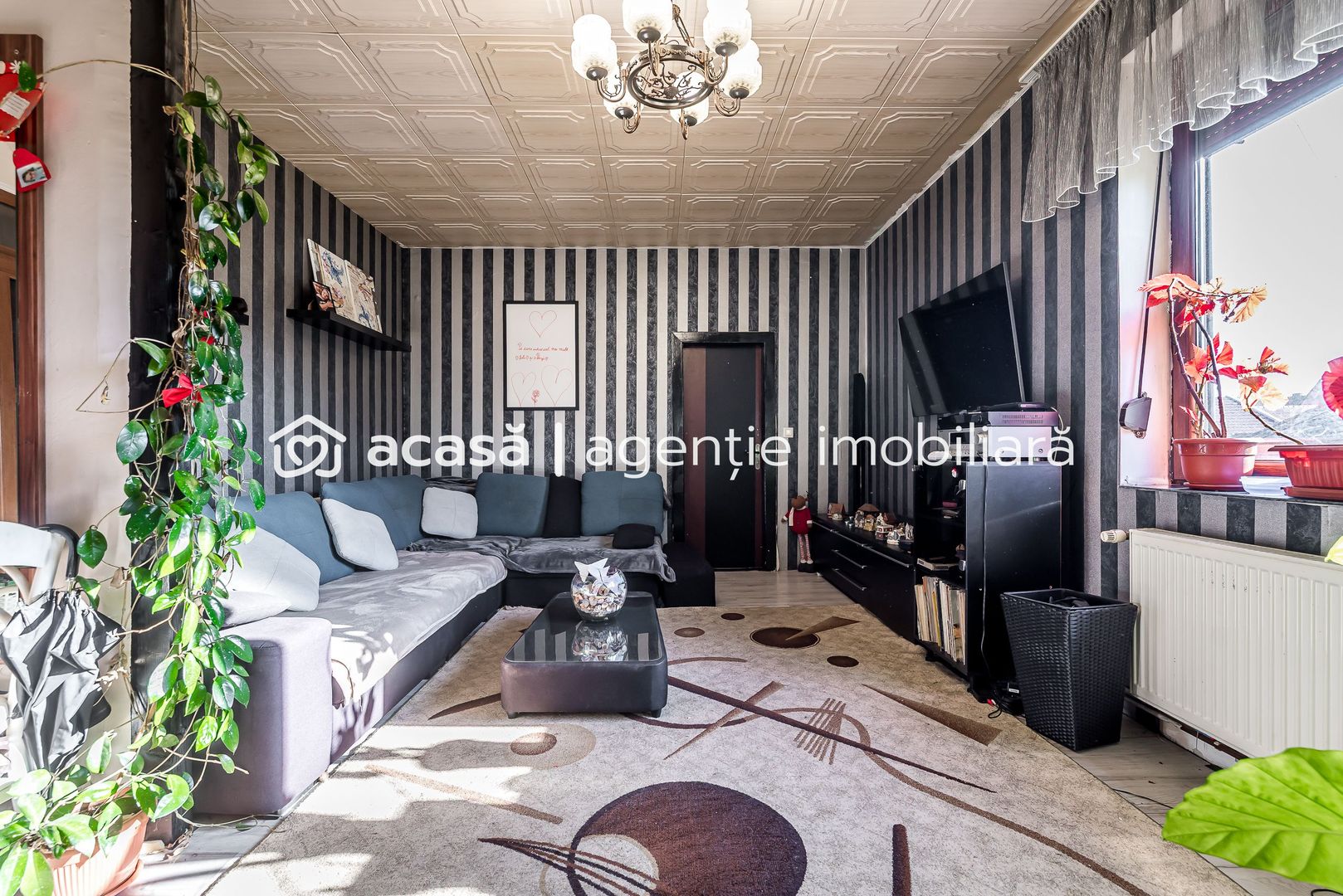 Imagine 2 - Apartament tip casă | 3 camere & curte | zona Colegiului Moise Nicoară