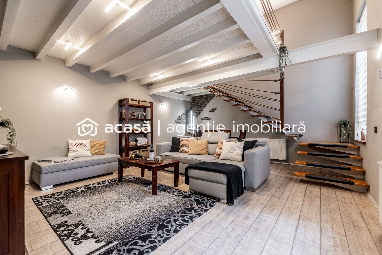 Apartament tip Loft ultracentral | parter | 90 mp | pe 2 niveluri