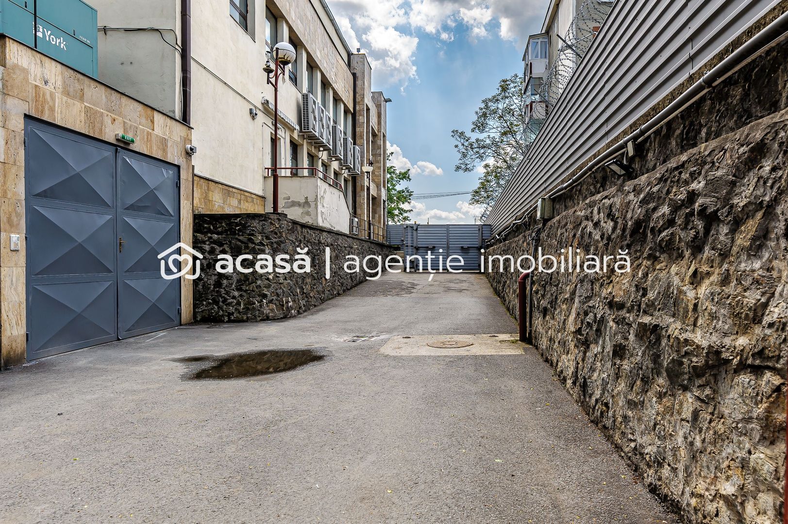 Imagine 10 - Spațiu de închiriat central