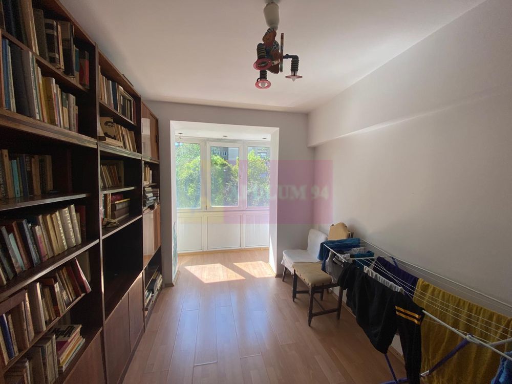 Vanzare apartament de 3 camere in Tineretului-metrou
