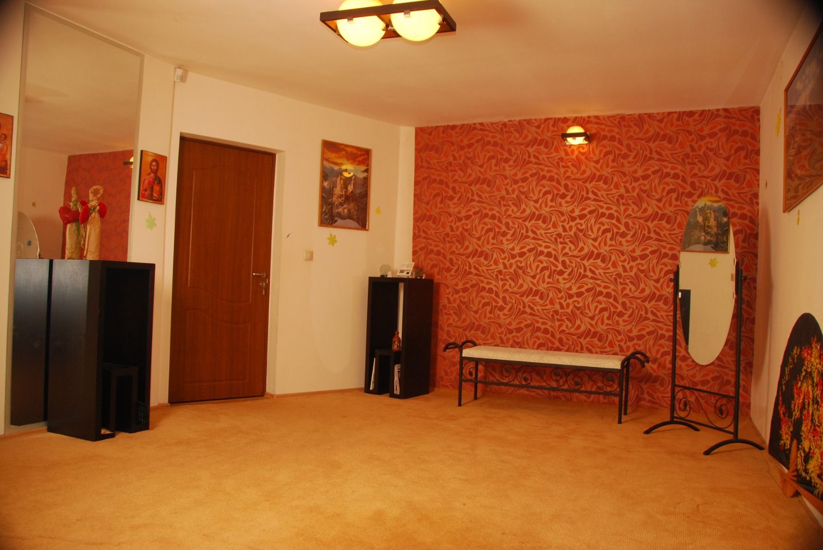 Vand casa 330 mp utili in zona planetelor Giroc, D+P+ E + pod - imaginea 17
