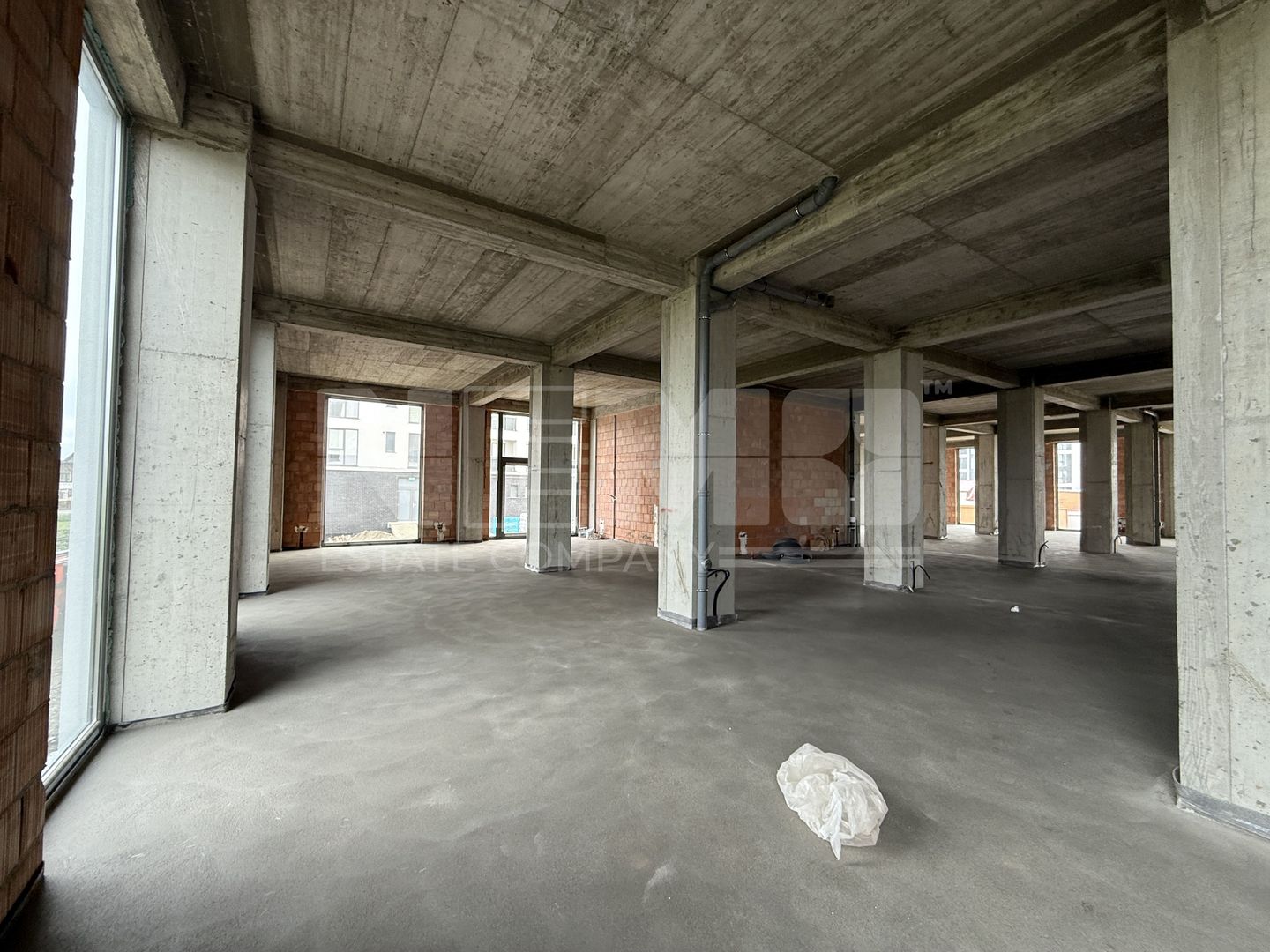 Spatiu comercial nou 550 mp Radauti 550.000 Euro - imaginea 3