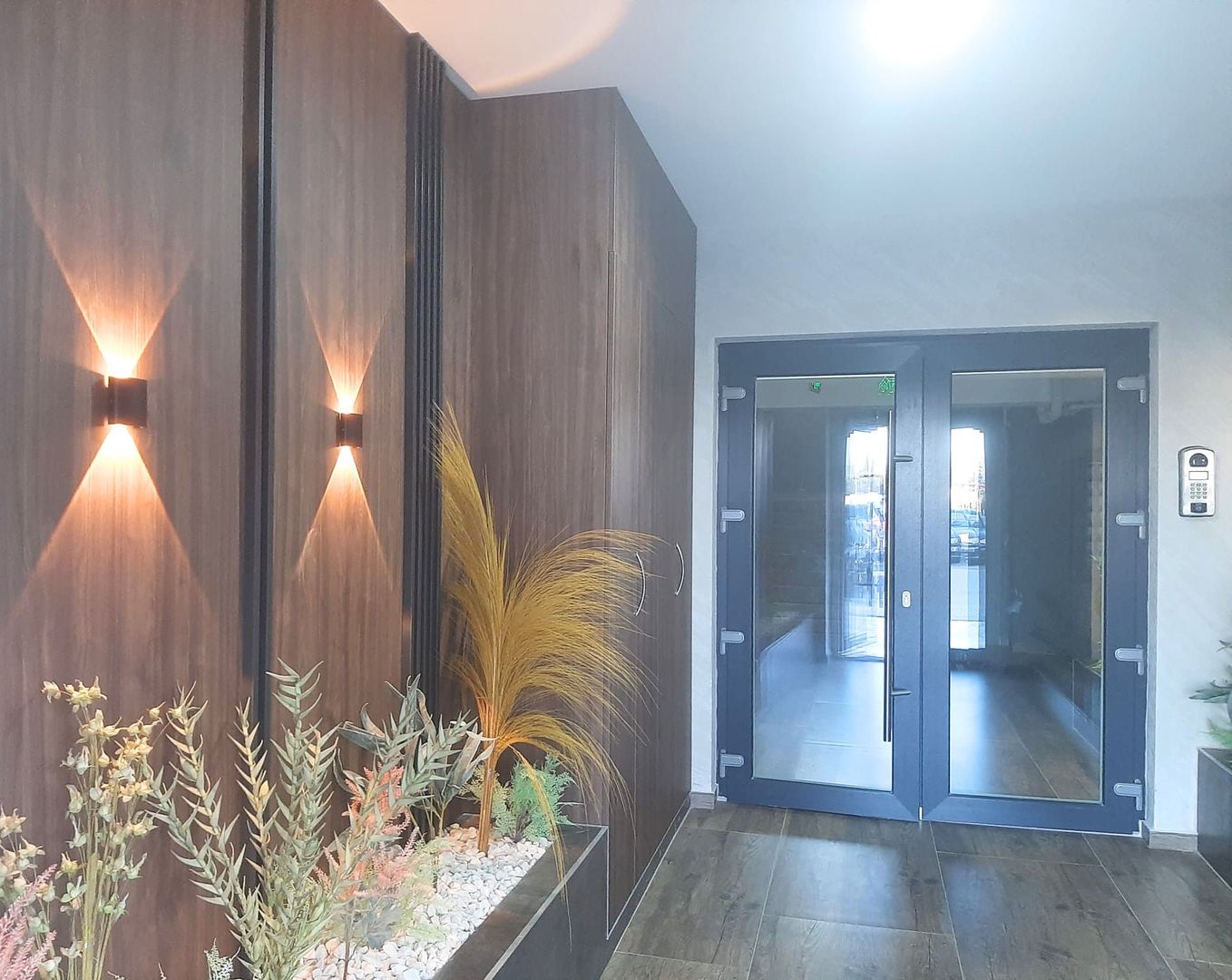 Apartament cu 3 camere situat la etajul 3 zona rezidentiala Rasnov - imaginea 3