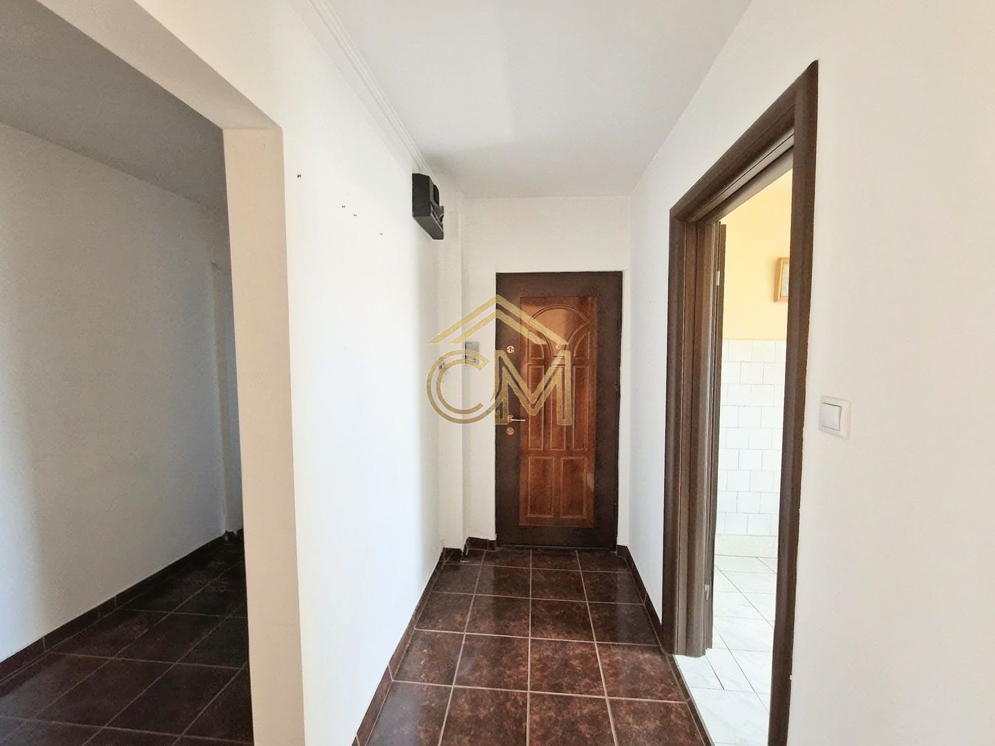 Apartament 4 Camere-2 Bai-2 Balcoane- Pivnita-80 MP - imaginea 7