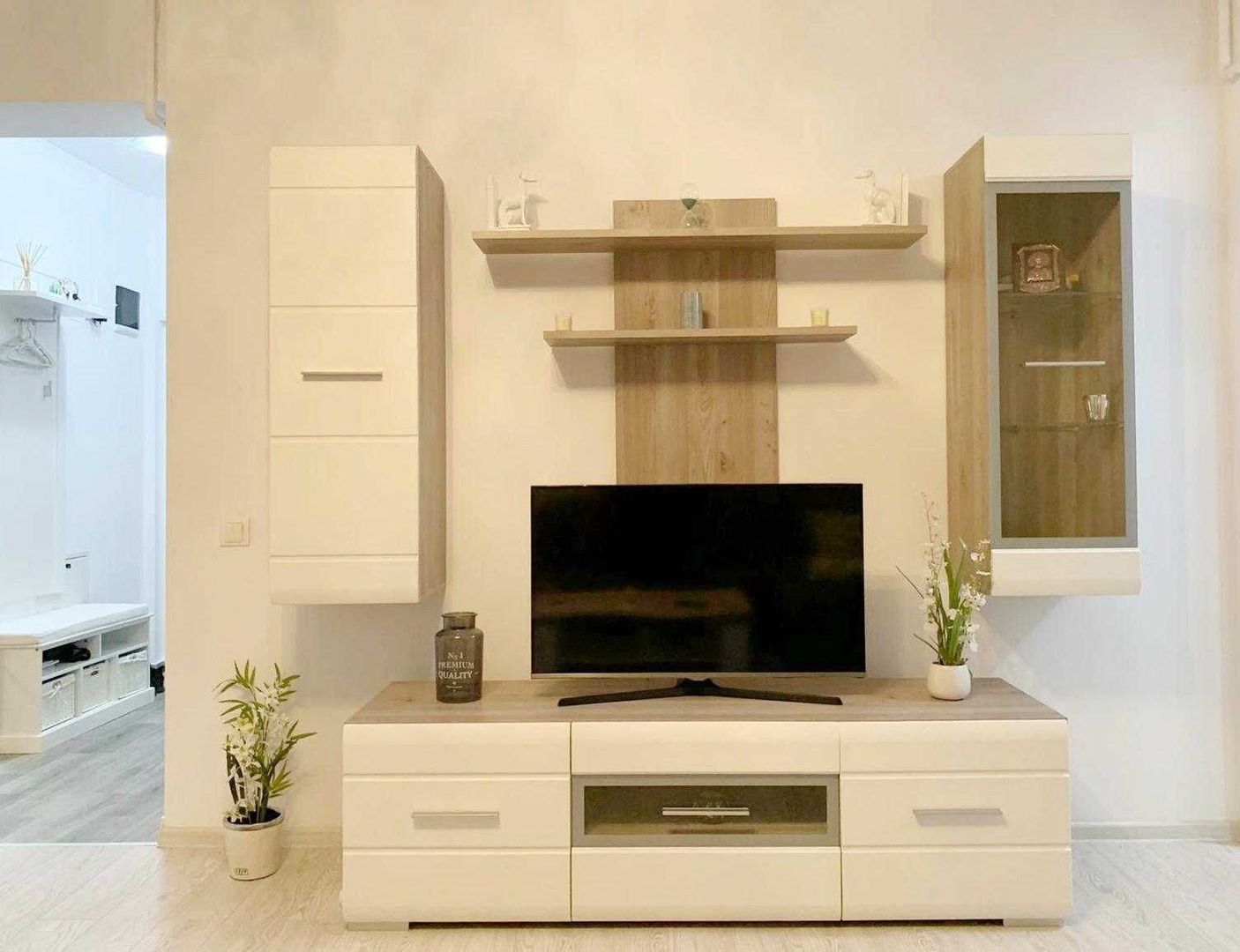 De inchiriat apartament 2 camere zona Pacii