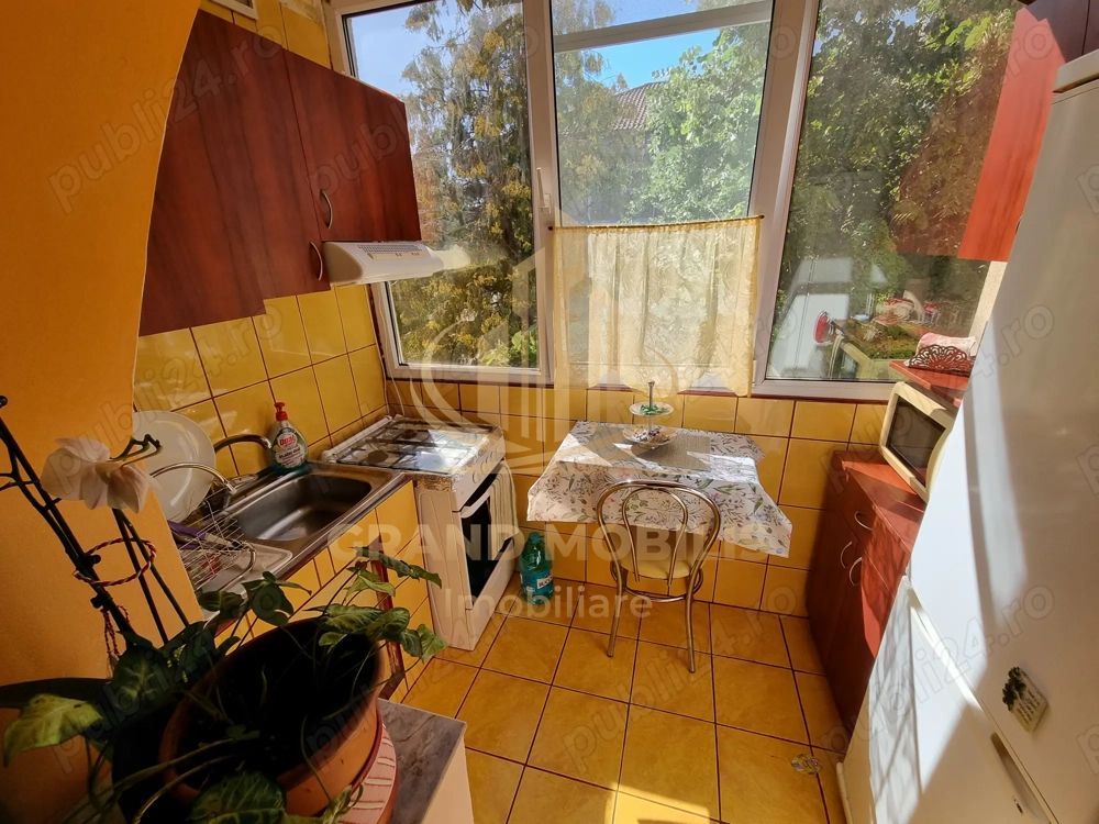 Apartament 3 Camere | Decomandat | Etaj 3/5 | Zonă Calea Aradului - imaginea 8
