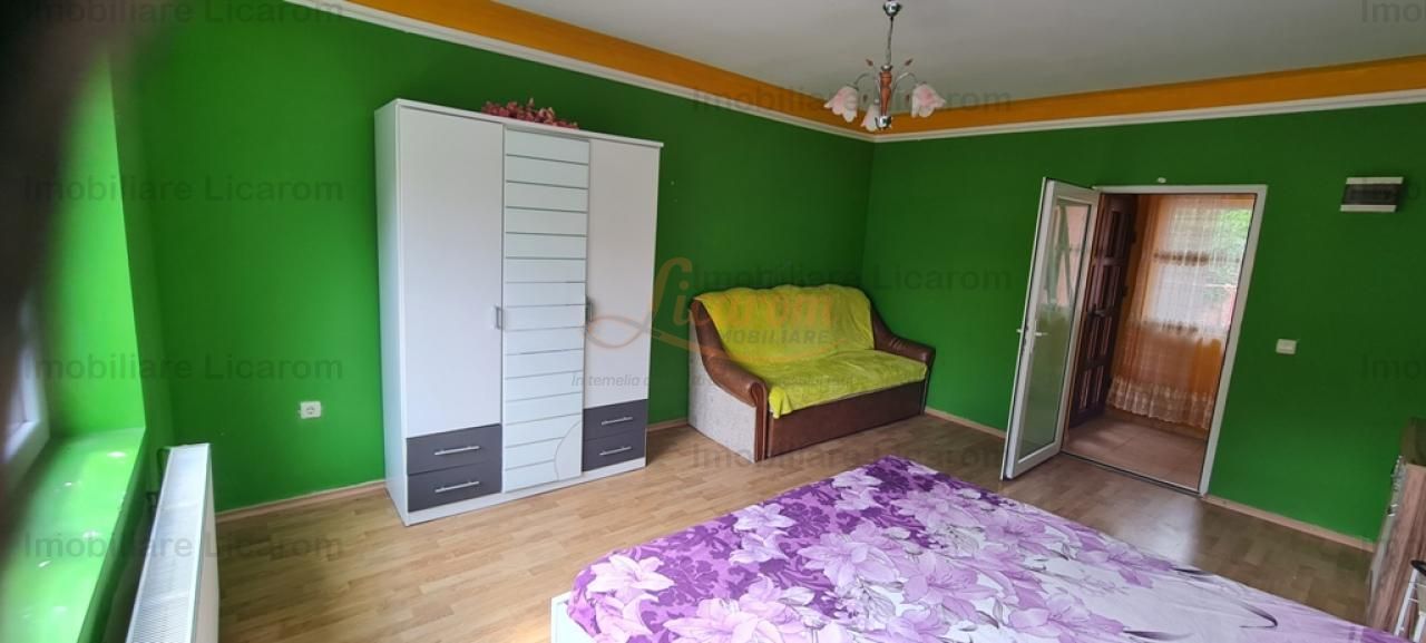 Casa individuala cu 2 apartamente, 6 camere,teren 403 mp,ASTRA. - imaginea 16