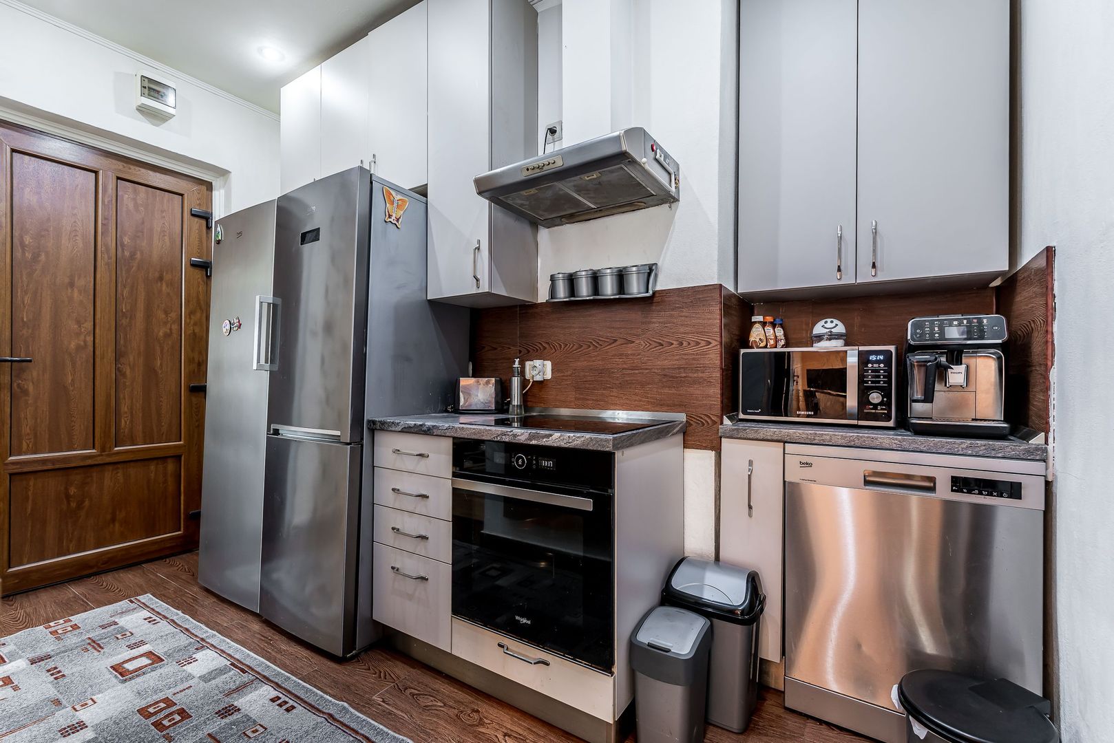 Imagine 3 - Apartament în centru cu acces auto și garaj propriu