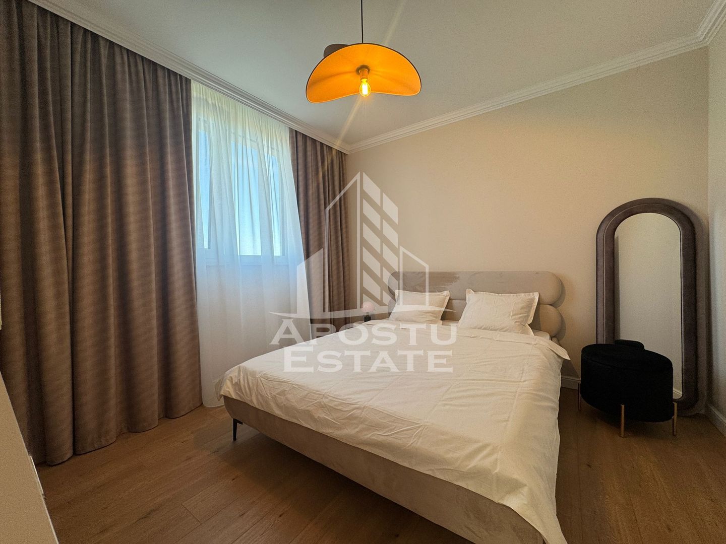 Duplex despartit prin camera tehnica! - imaginea 12