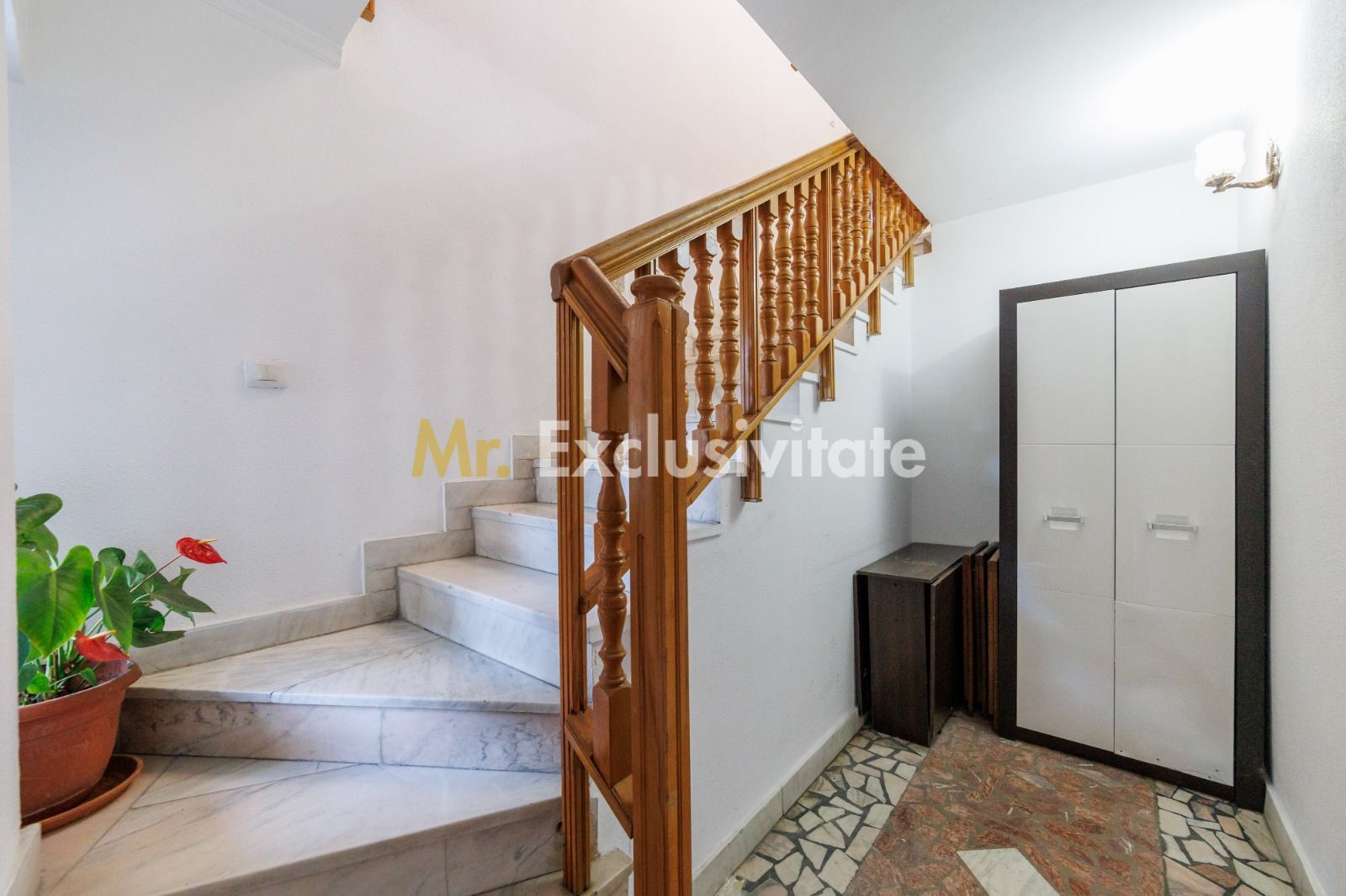 Spatii pentru birouri - strada Trivale - central - imaginea 3