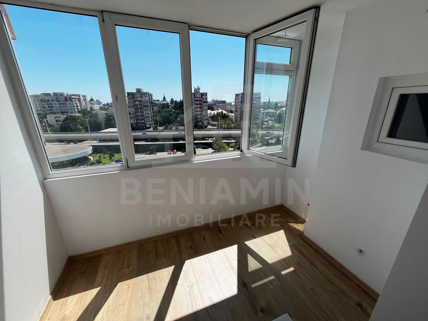 Ramada doua camere decomandat ultracentral 56mp - imaginea 8