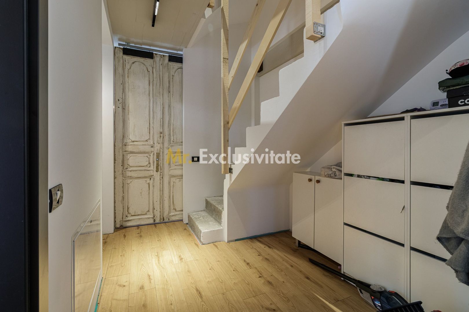 Casa noua aproape de Bd Unirii - imaginea 14