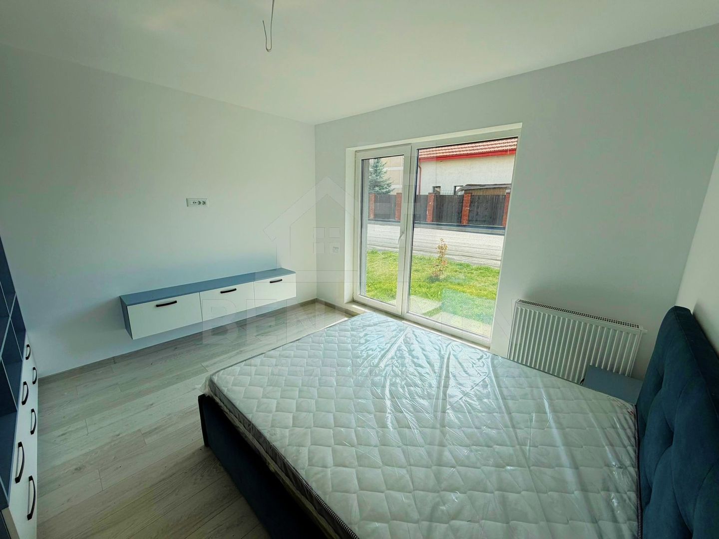2 Camere-Coresi-Parcare subterana-55mp-Nelocuit-Mobilat-Utilat-Liber - imaginea 4