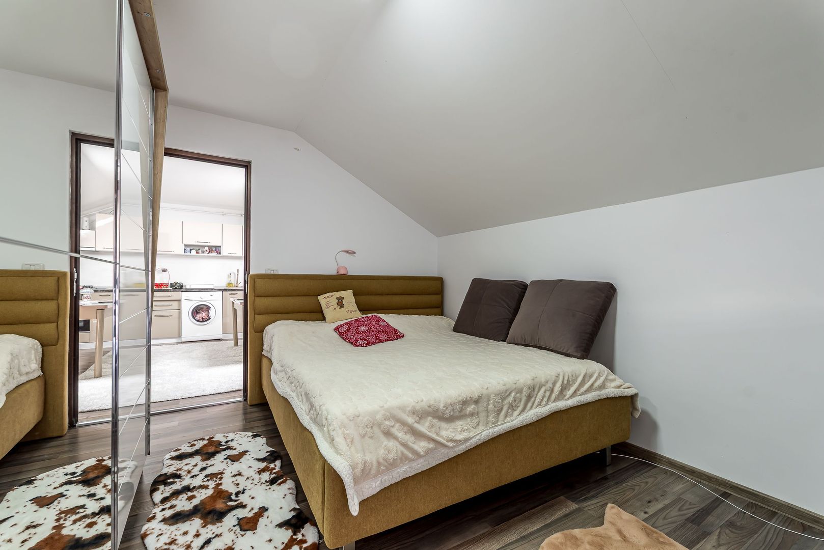Imagine 5 - Apartament de închiriat cu 2 dormitoare, parcare inclusă, bloc nou