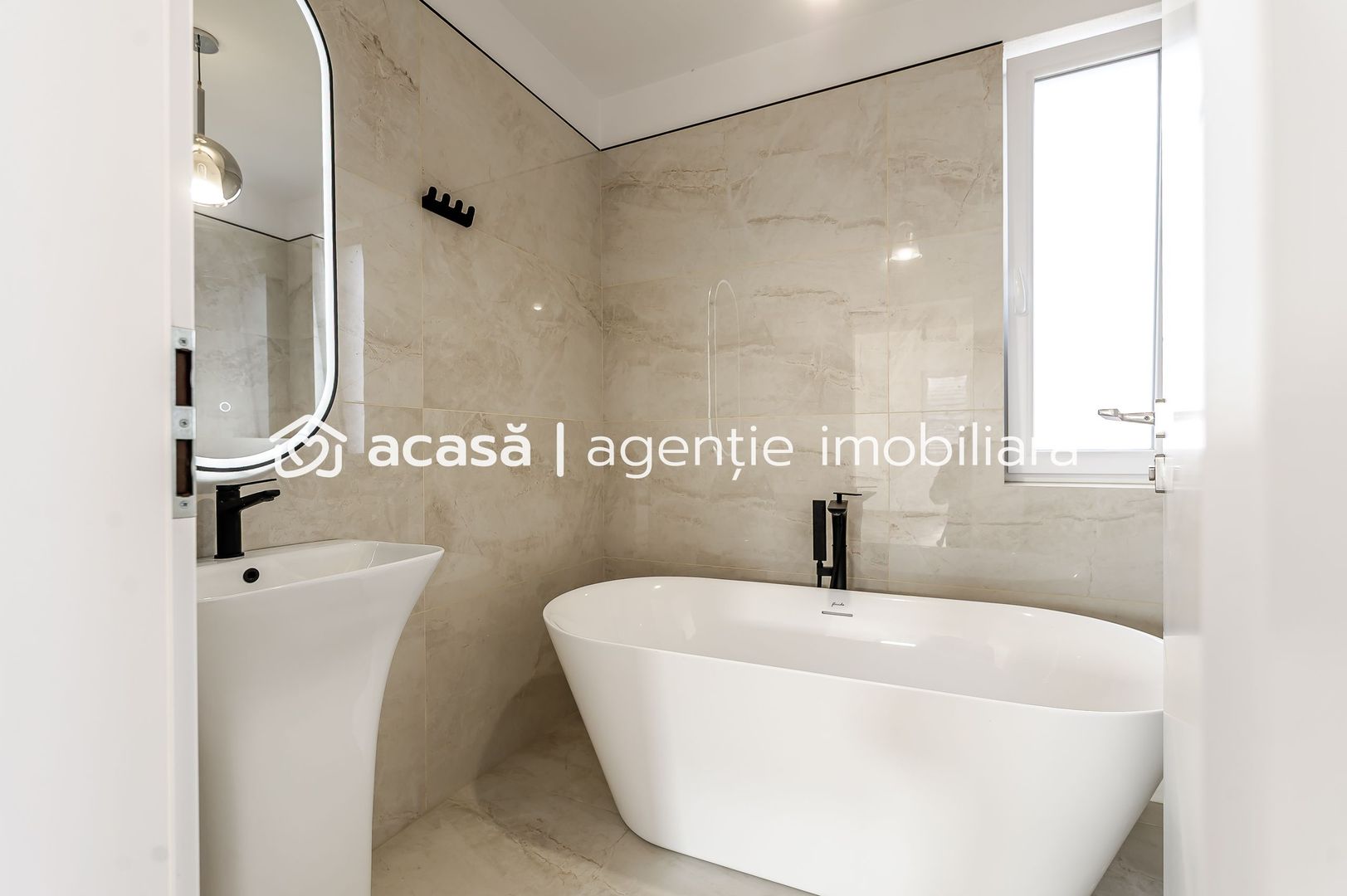 Imagine 15 - Clădire nouă P+2 cu showroom și birouri în Arad
