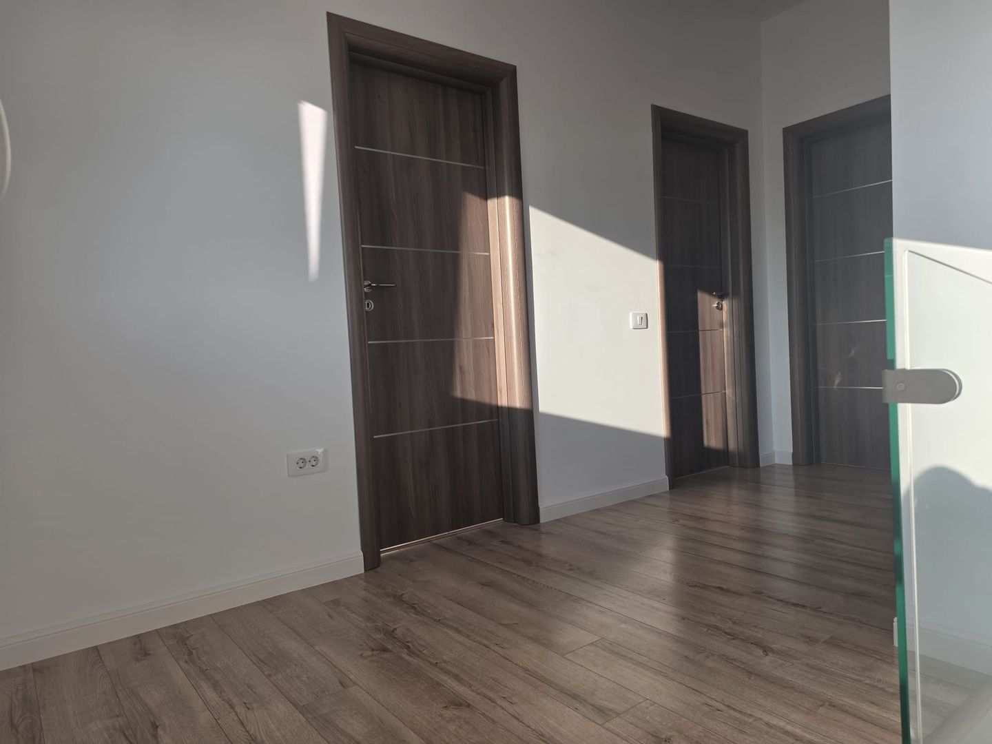 Vilă de Lux P+1 în Tunari –5 Camere, Finisaje Premium - imaginea 12