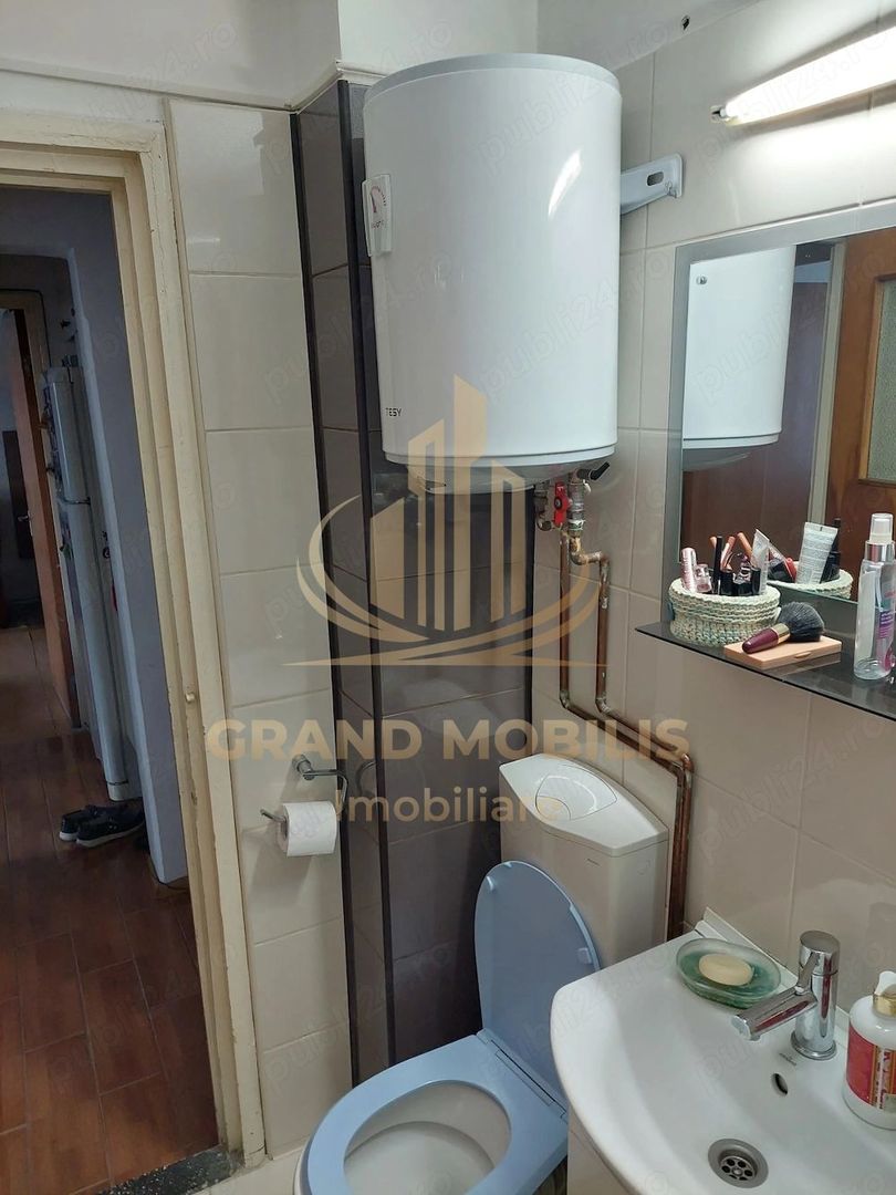 Apartament 2 Camere decomandat - imaginea 10
