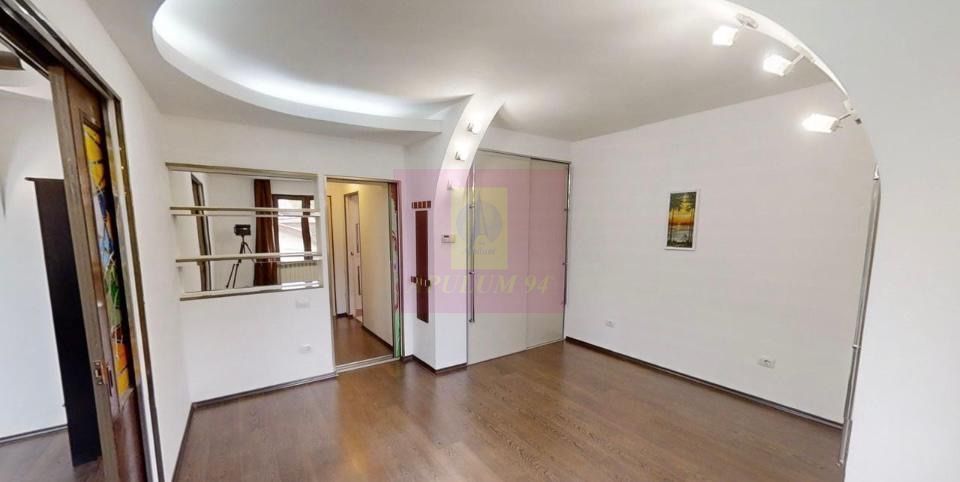 APARTAMENT PREMIUM | 200 MP | VILĂ MONUMENT ARHITECTURAL | CURTE | - imaginea 8