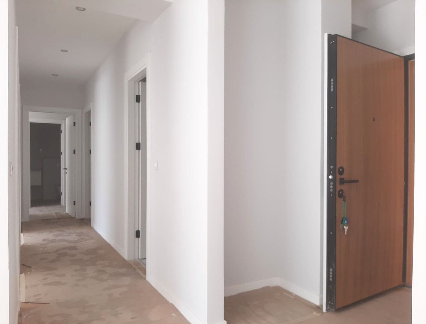 APARTAMENT PREMIUM CU 5 CAMERE ȘI GRĂDINĂ PRIVATĂ DE 160 MP - imaginea 7