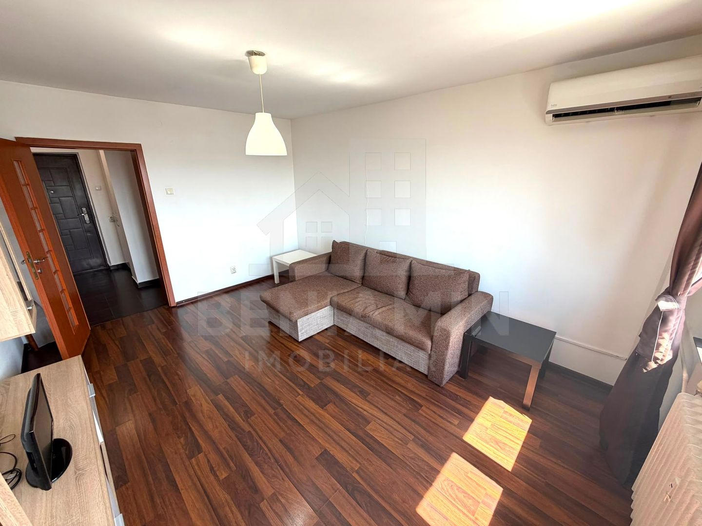 2 camere decomandat - 52m - teava de gaze - Brazda - Rendez Vous - imaginea 2