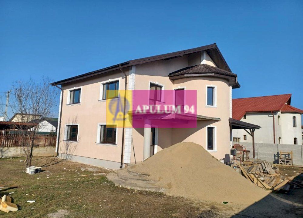 Săbăreni, vilă 5 camere, cu 217 mp utili, în apropierea pădurii