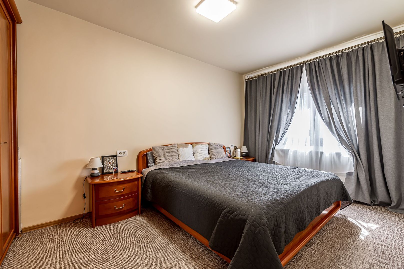 Imagine 7 - Rezervat Apartament renovat cu 2 camere Micalaca etaj 3 Comision 0