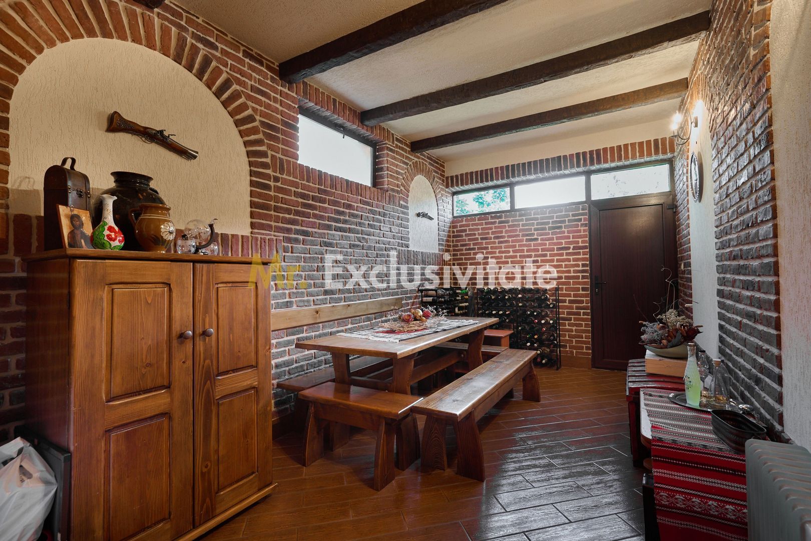 Casa + 305 mp teren curte proprie in zona rezidentiala Gavana - imaginea 22