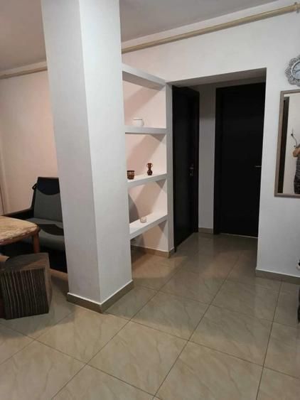 Apartament decomandat cu 2 camere, centrală proprie – zona Modern - imaginea 2