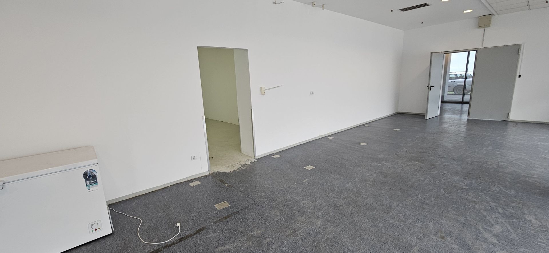 Pantelimon spatiu comercial 950 mp - imaginea 7