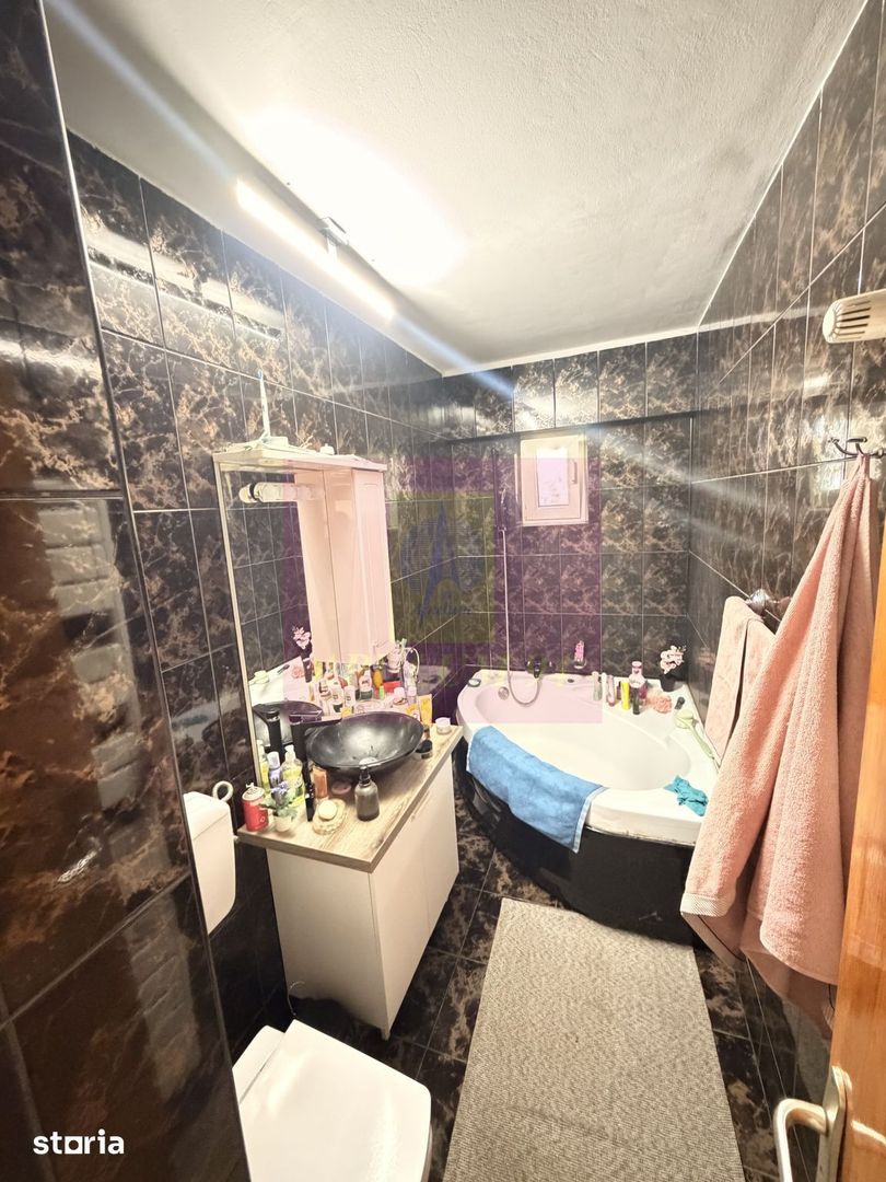 Apt 3 camere de vânzare – Calea Călărași, - imaginea 4