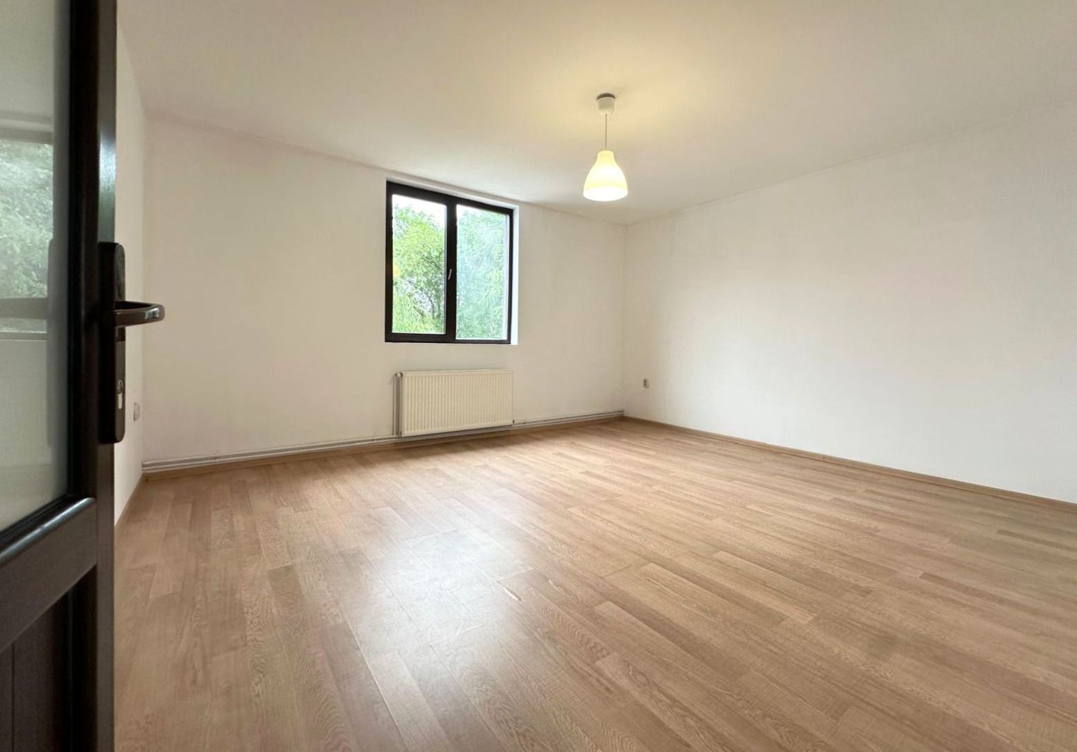 Inchiriere casă complet renovată cu 4 camere  Băneasa, Sector 1 - imaginea 5