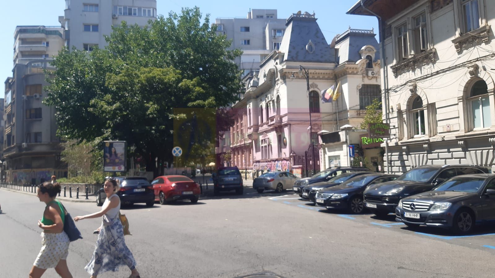 Apartament 3 Camere - Un Cămin Chic Ultracentral la Piața Romană