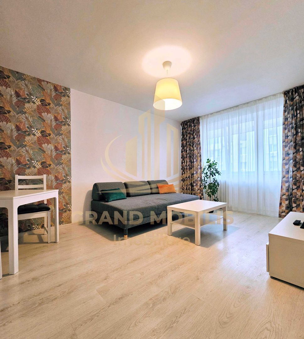 Apartament 3 camere, decomandat, Tineretului 2 balcoane