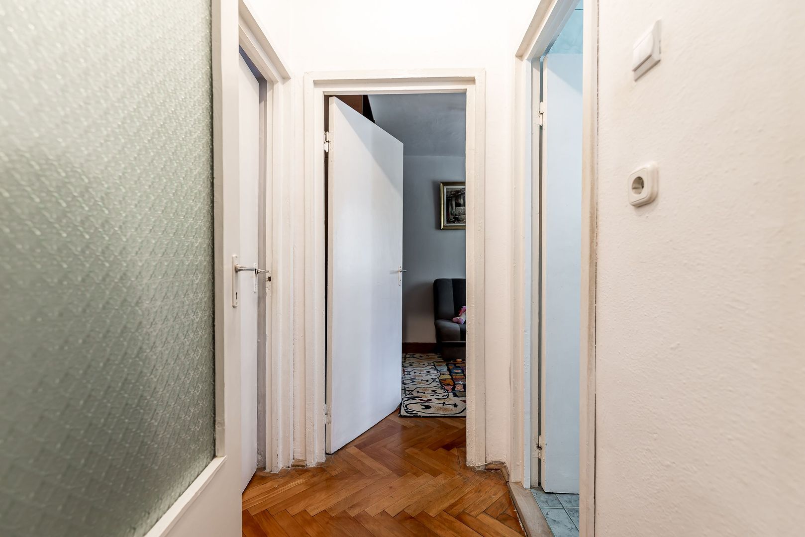 Imagine 10 - Apartament 3 camere, etaj 1, zonă verde și retrasă Poetului, Vlaicu
